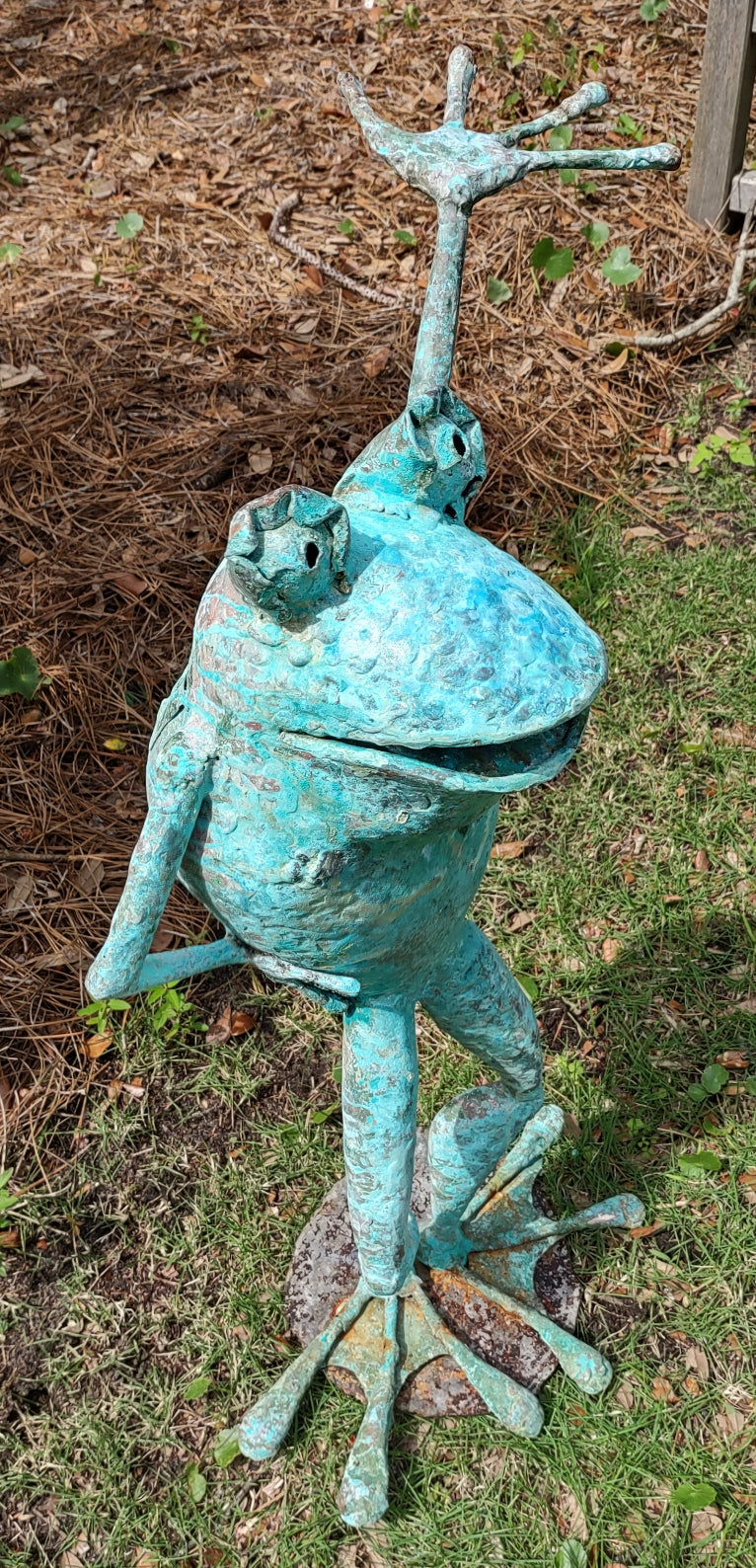 Bronze handmade standing frog sculpture