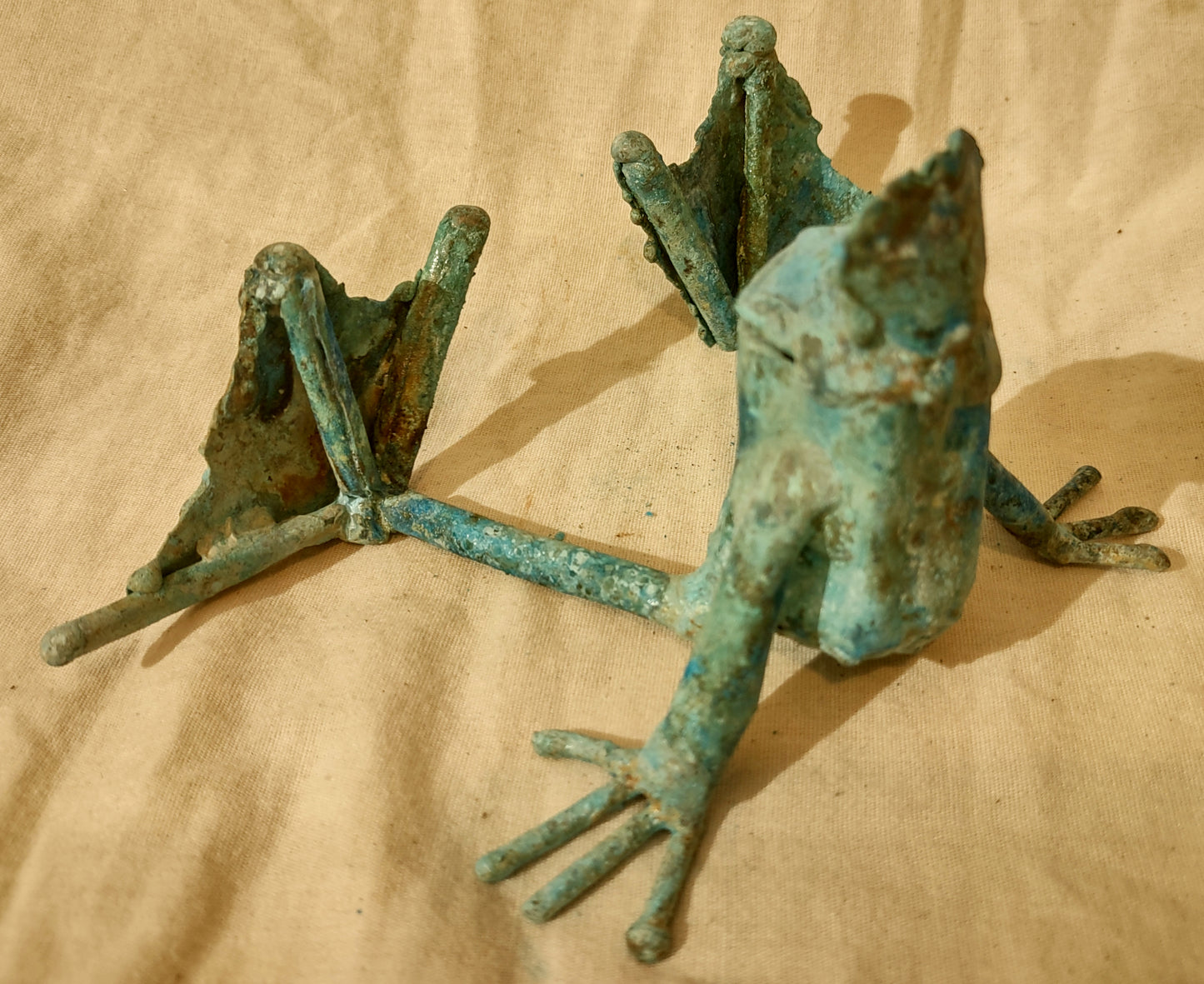 Copper froglette figurine sitting