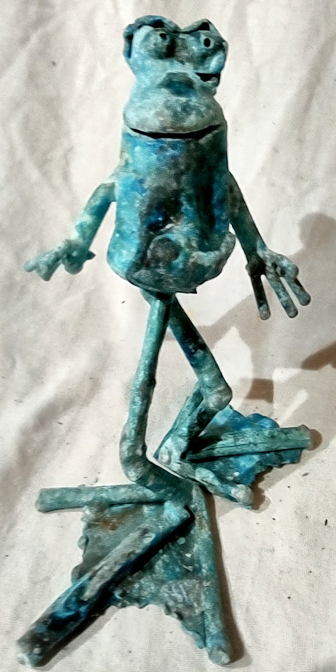 standing copper froglette saying "duh"  #1