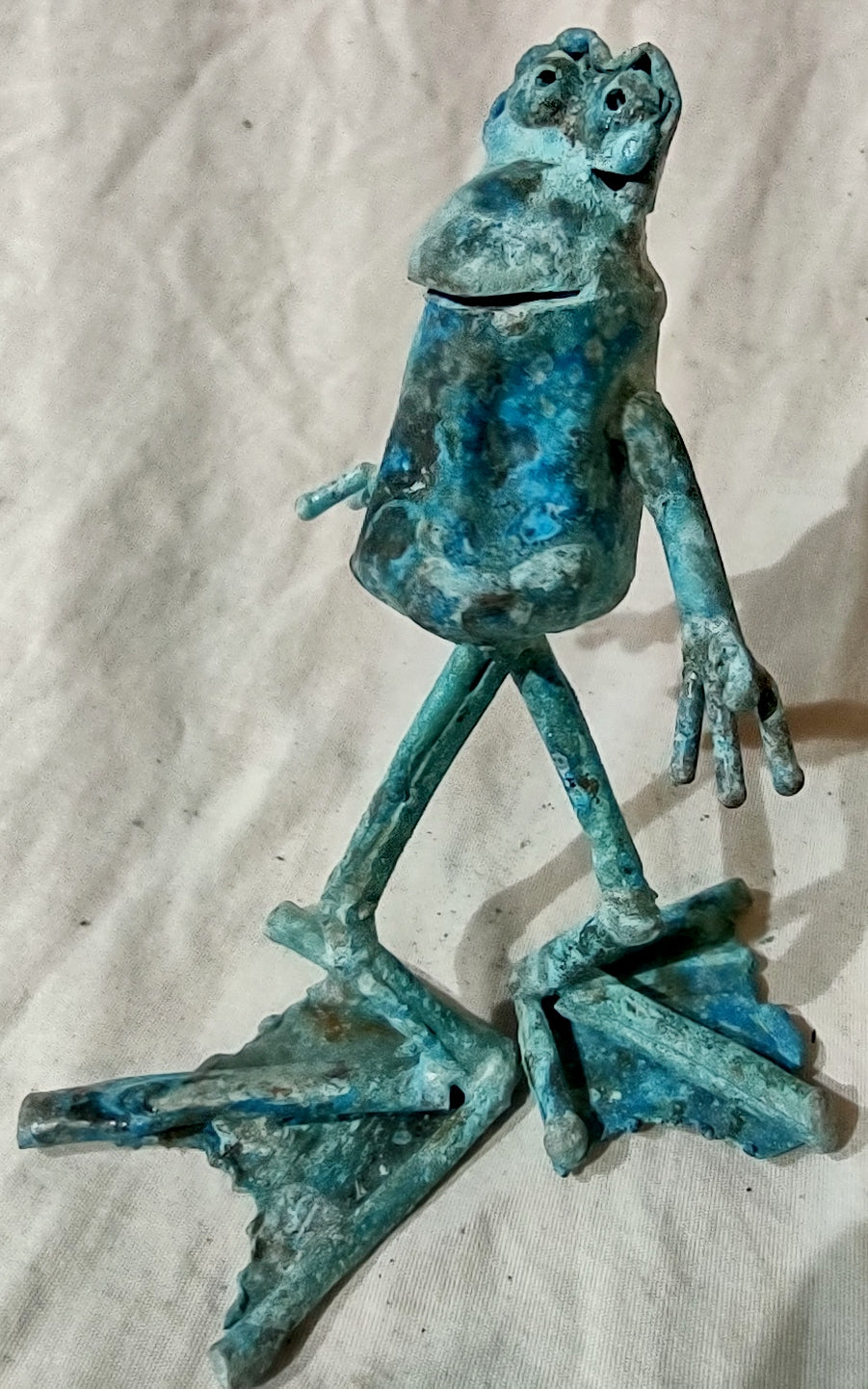 standing copper froglette saying "duh"  #1